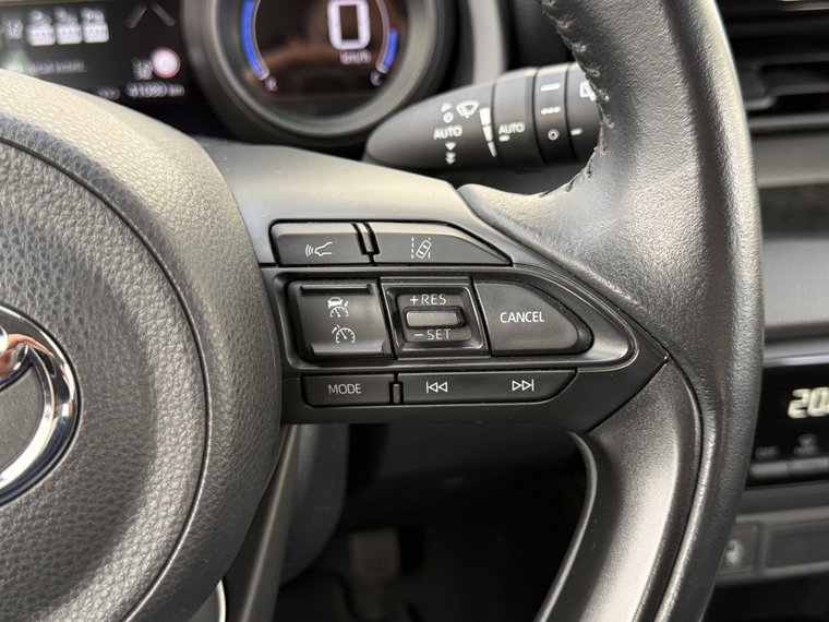 Vehicle Image 19