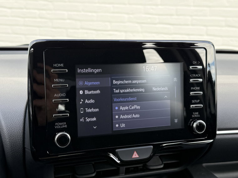 Vehicle Image 21