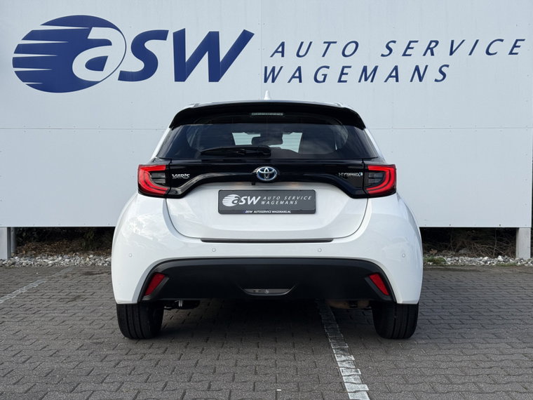 Vehicle Image 7