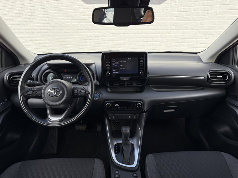 Vehicle Image 11