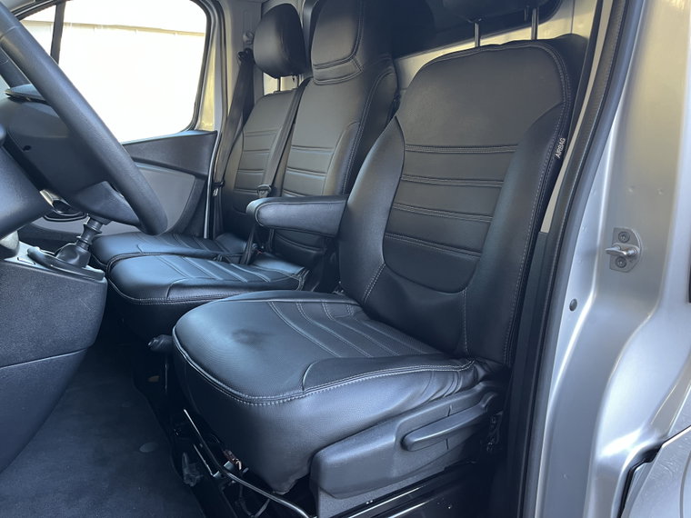 Vehicle Image 29