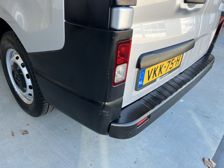 Vehicle Image 40