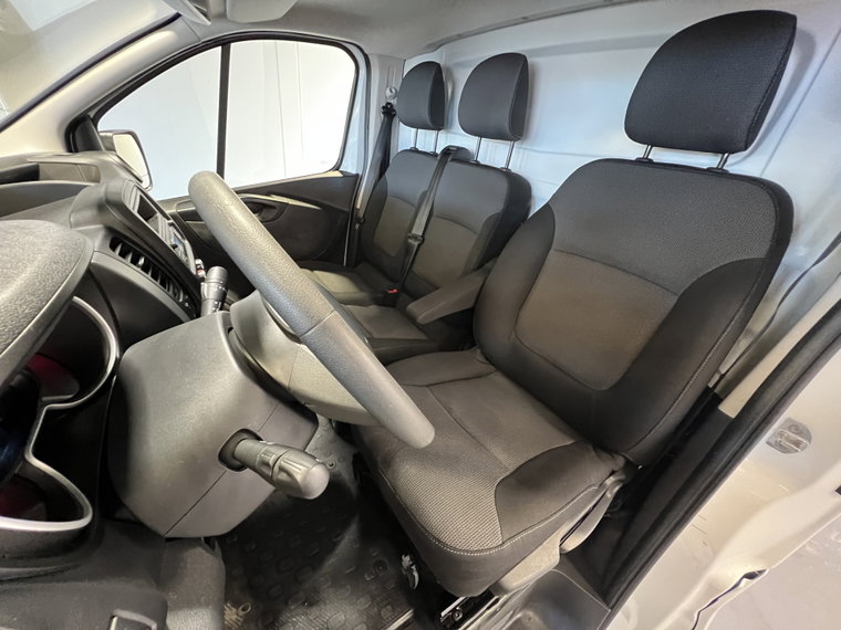 Vehicle Image 23