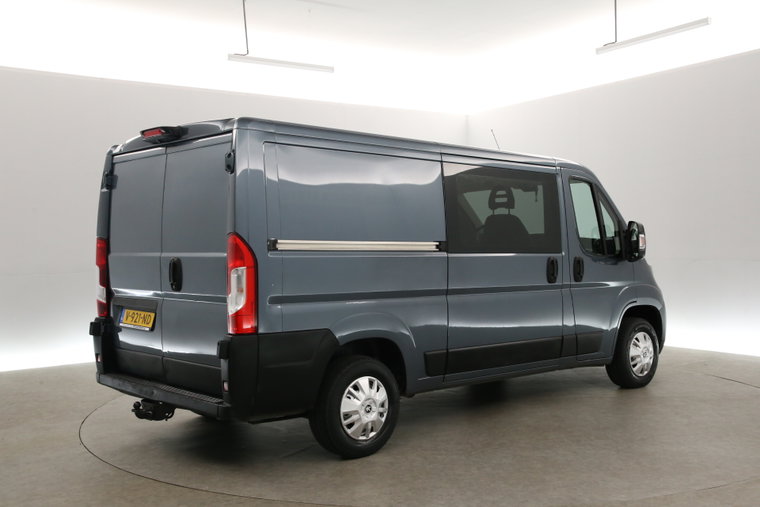 Vehicle Image 27