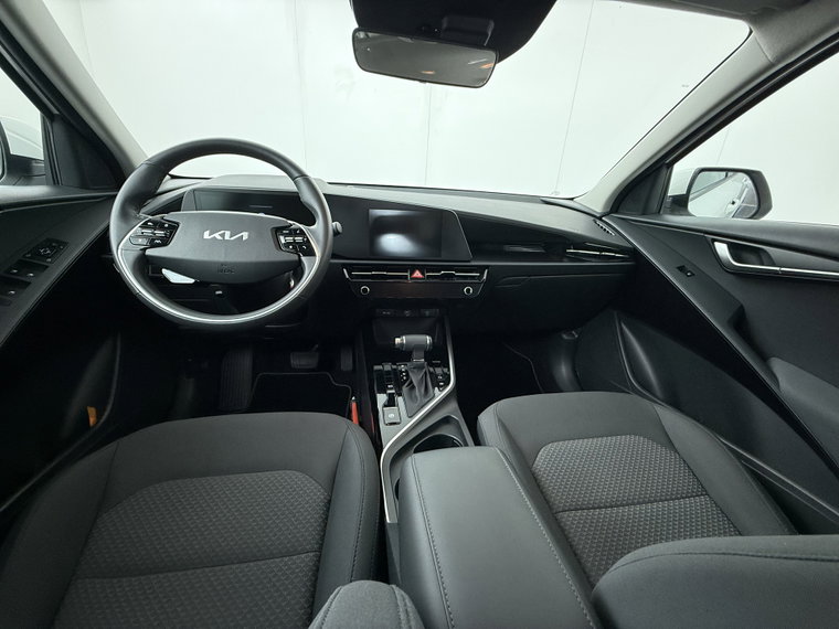 Vehicle Image 37