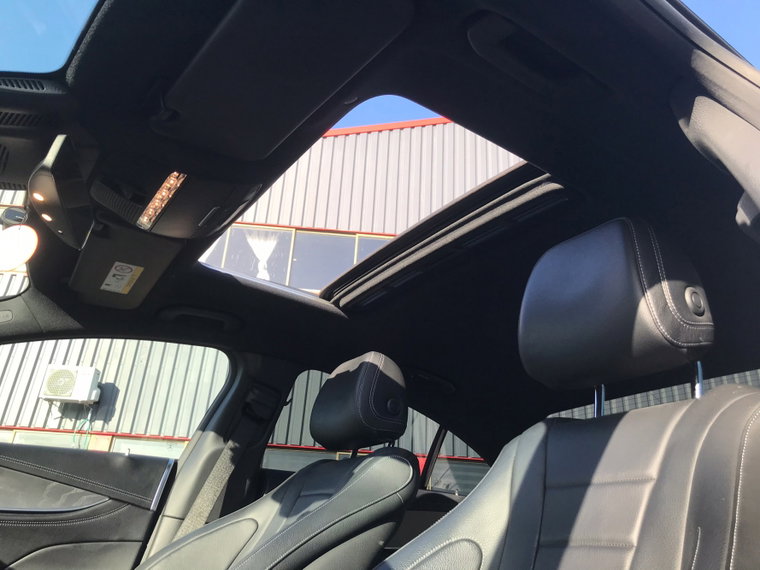 Vehicle Image 26