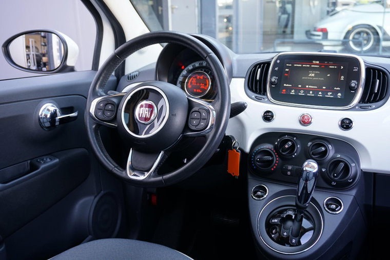 Vehicle Image 12