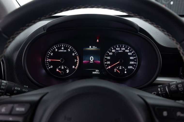 Vehicle Image 14