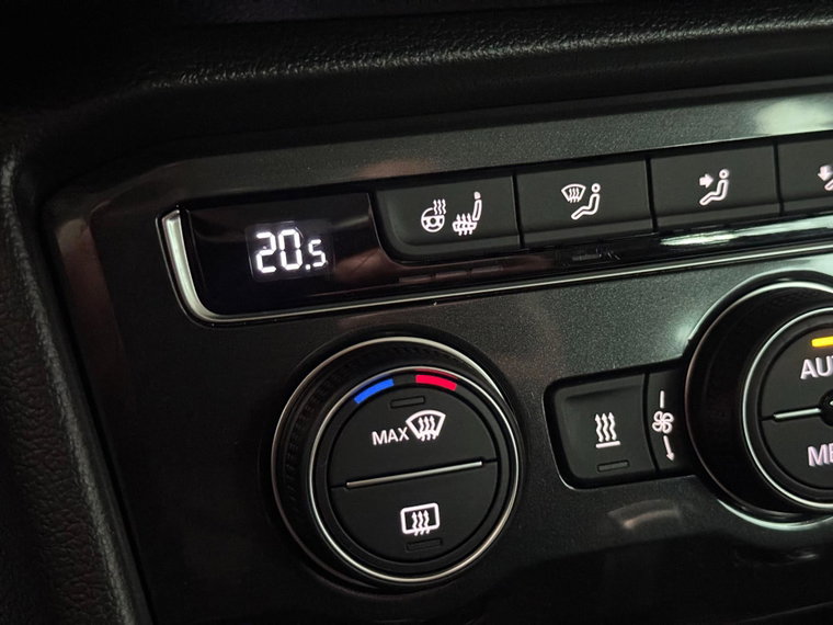 Vehicle Image 40