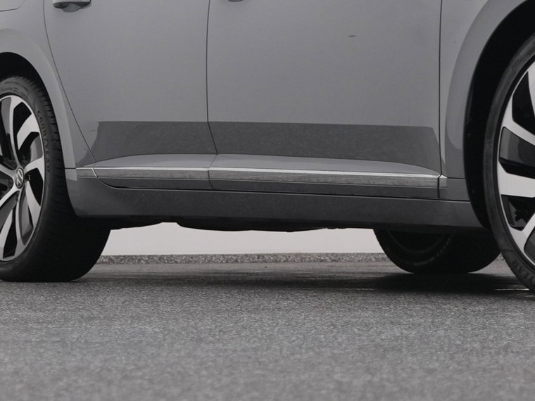 Vehicle Image 38