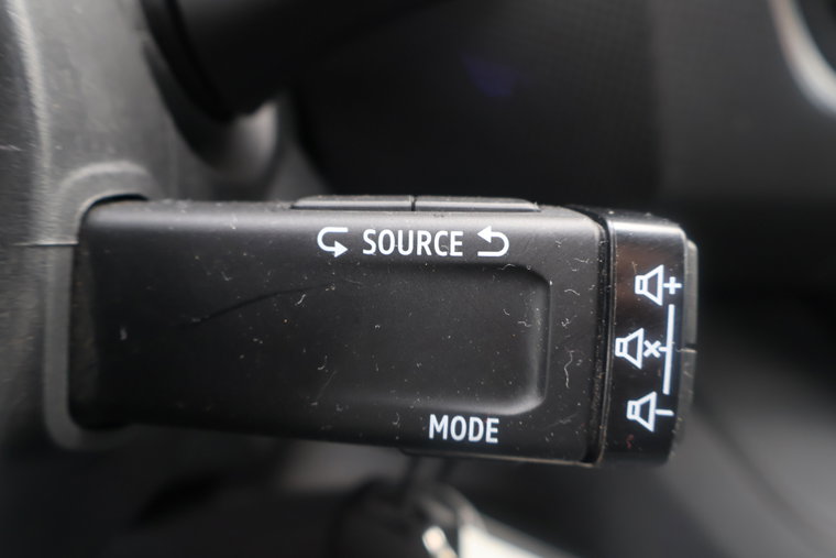 Vehicle Image 28