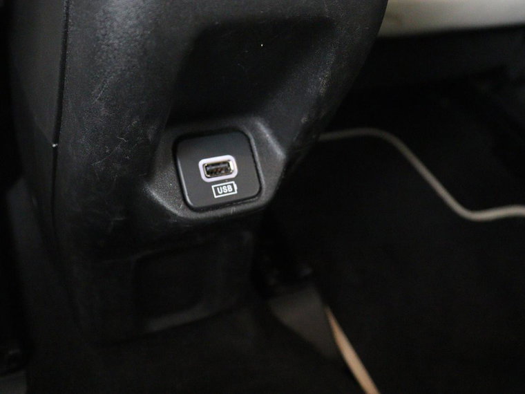 Vehicle Image 26