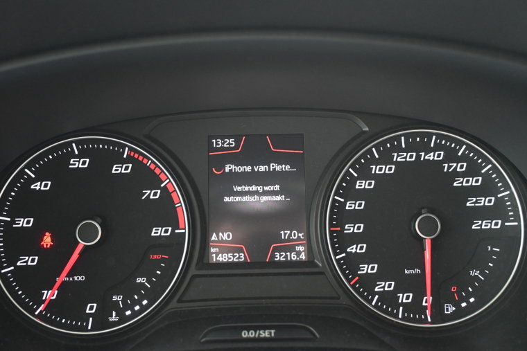 Vehicle Image 38