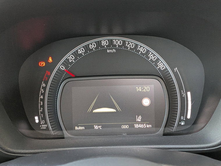 Vehicle Image 23
