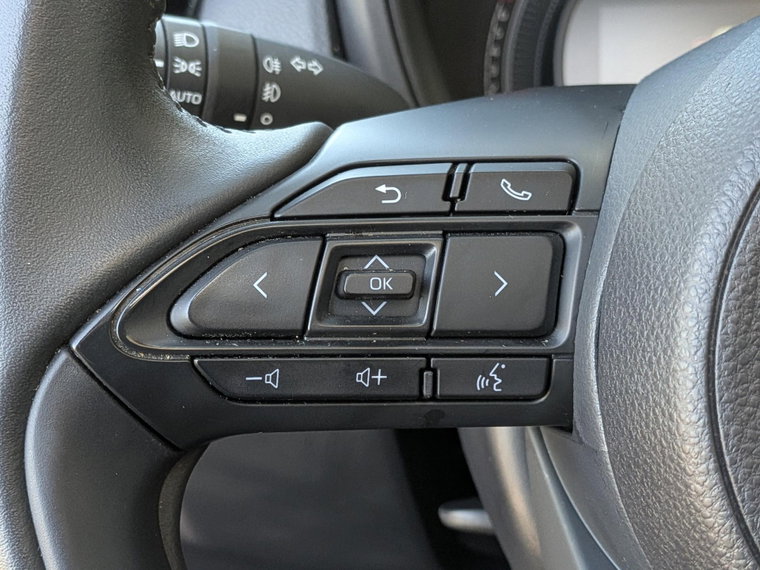 Vehicle Image 24
