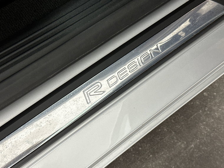 Vehicle Image 40