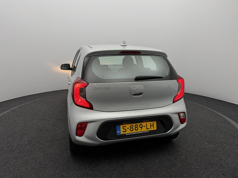 Vehicle Image 24