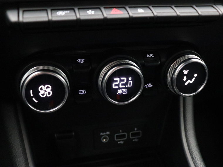 Vehicle Image 28