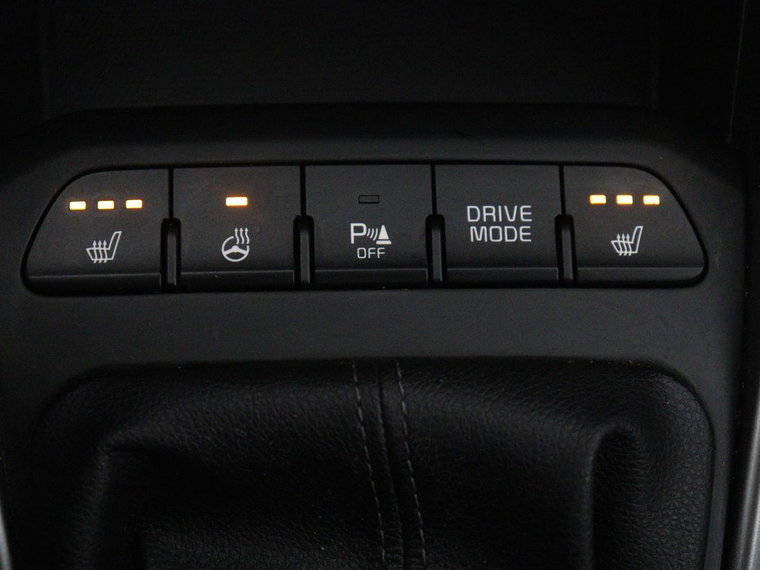 Vehicle Image 27