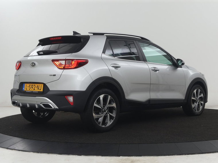 Vehicle Image 31