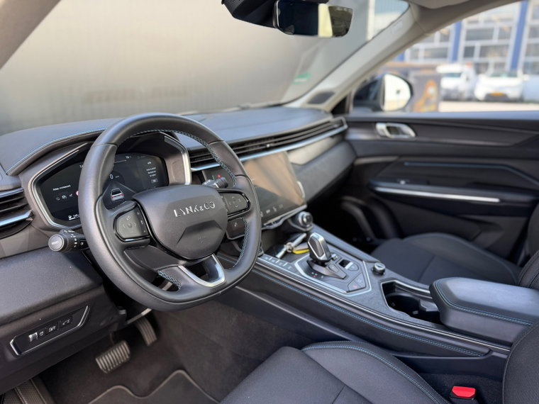Vehicle Image 31