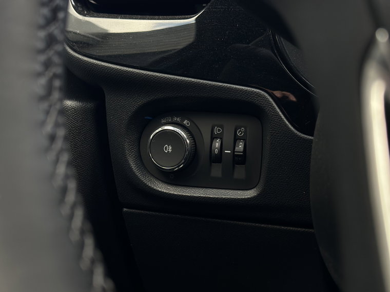 Vehicle Image 27