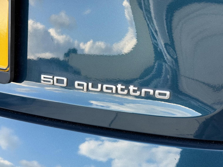 Vehicle Image 36
