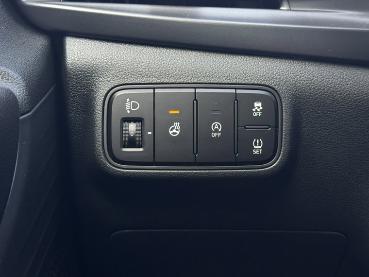 Vehicle Image 27