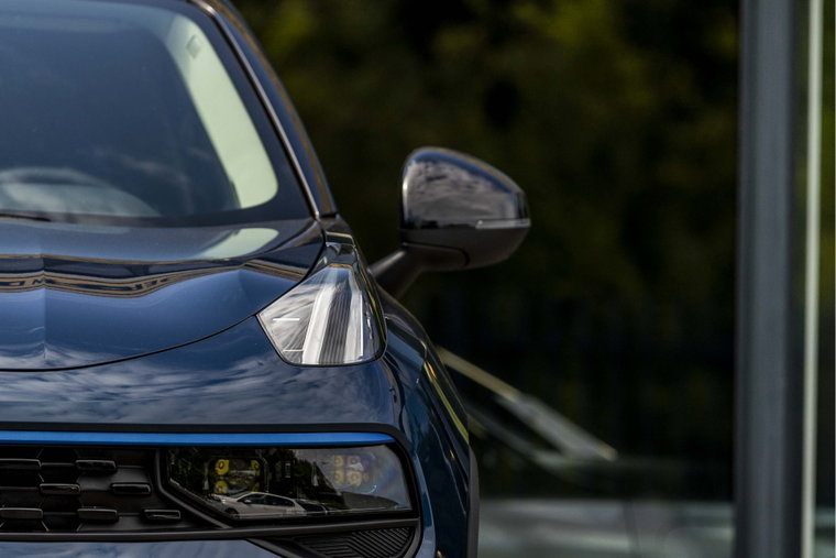 Vehicle Image 4