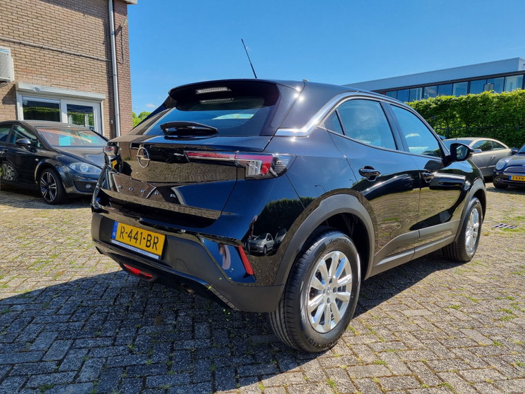 Vehicle Image 12