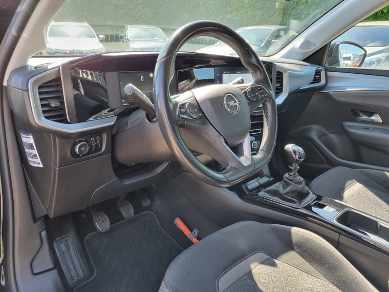 Vehicle Image 21