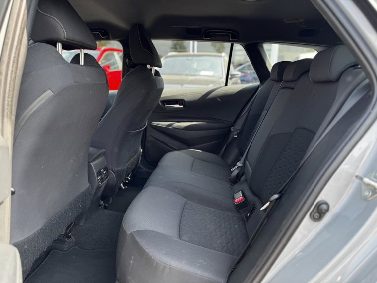 Vehicle Image 16