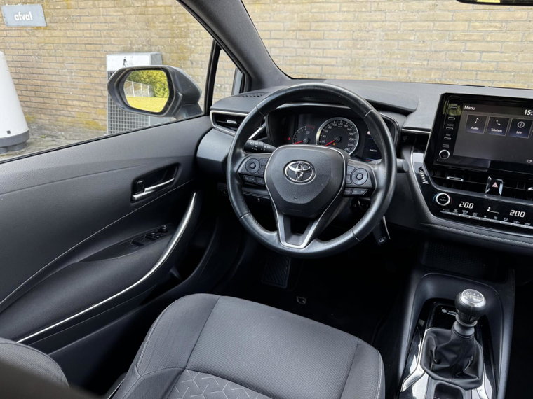 Vehicle Image 21