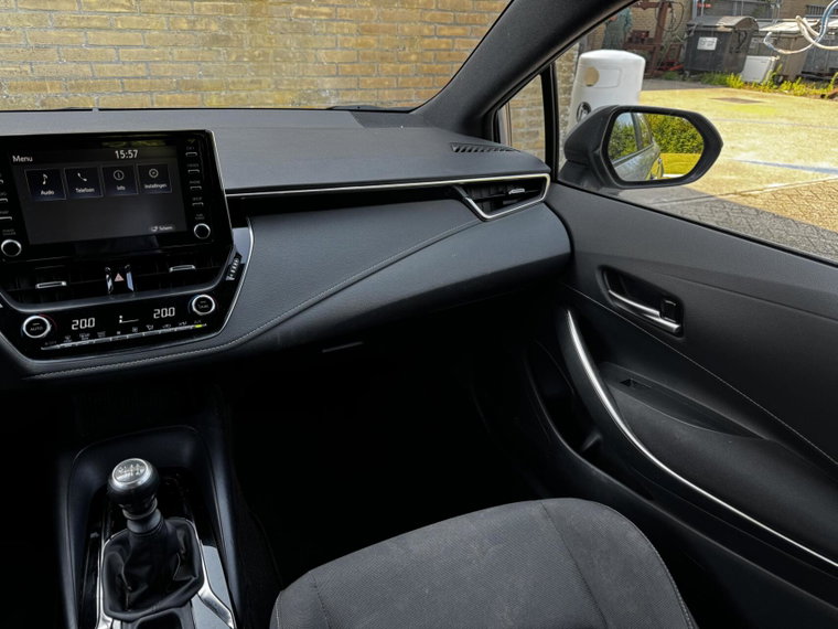 Vehicle Image 23