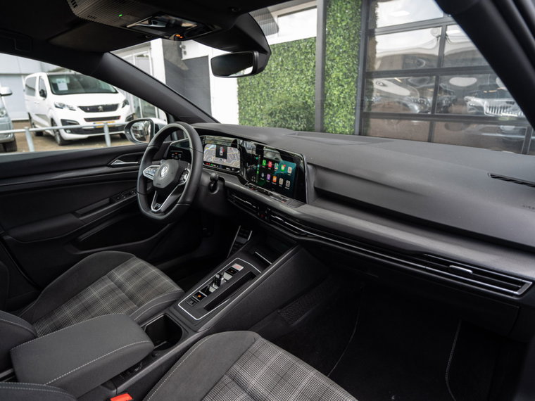 Vehicle Image 37