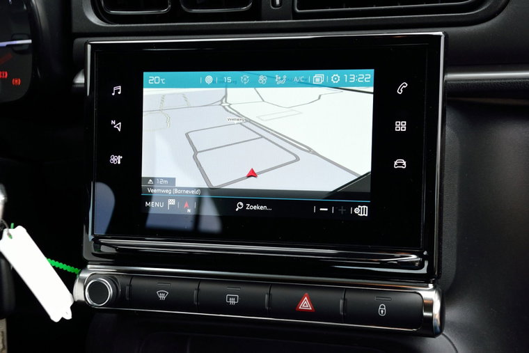 Vehicle Image 11