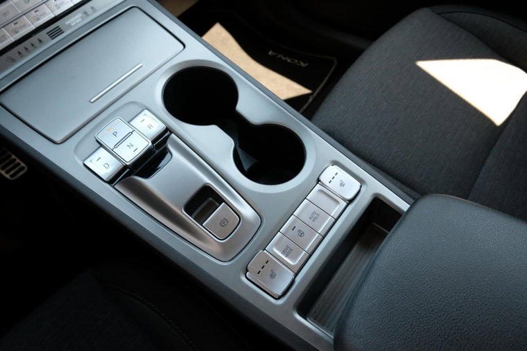 Vehicle Image 23