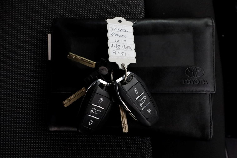 Vehicle Image 8