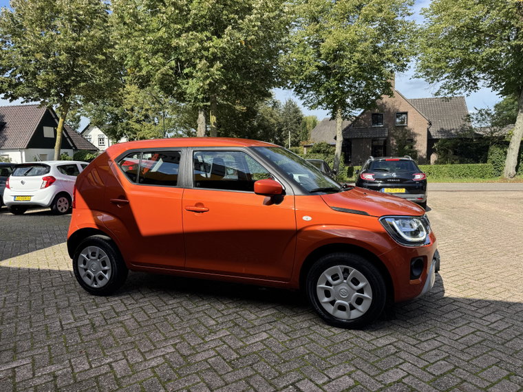 Vehicle Image 11