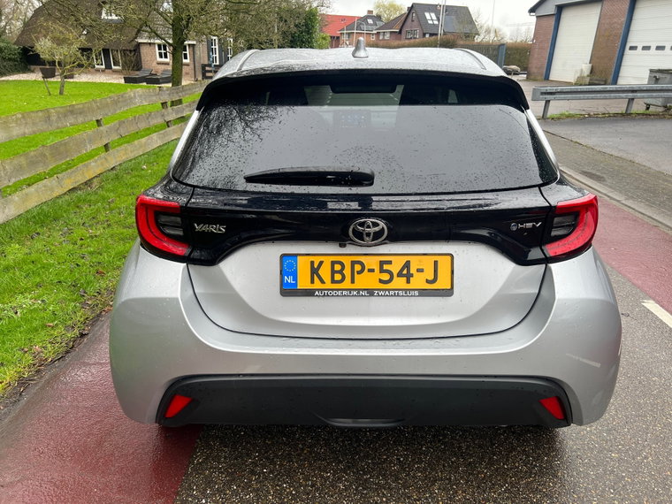 Vehicle Image 13