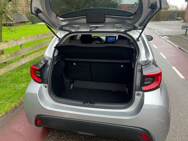 Vehicle Image 7