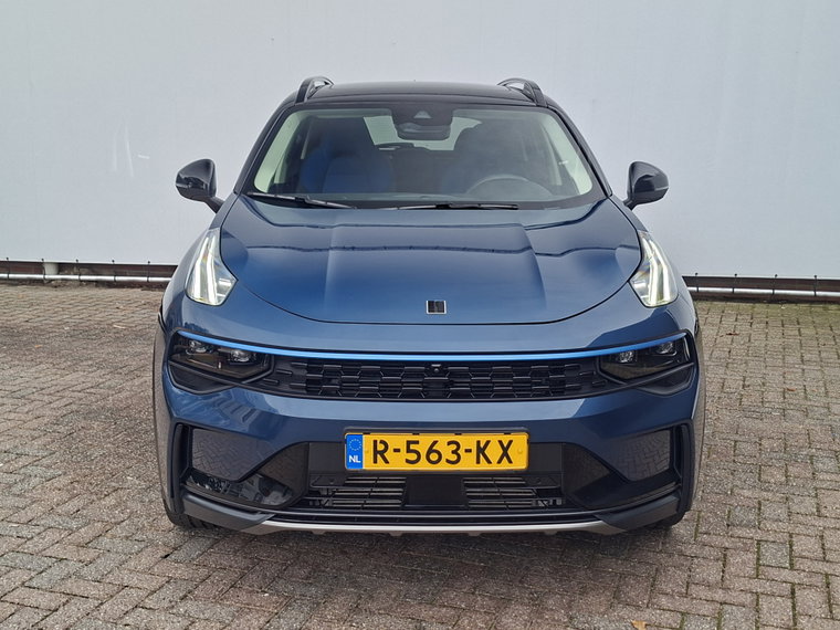 Vehicle Image 25
