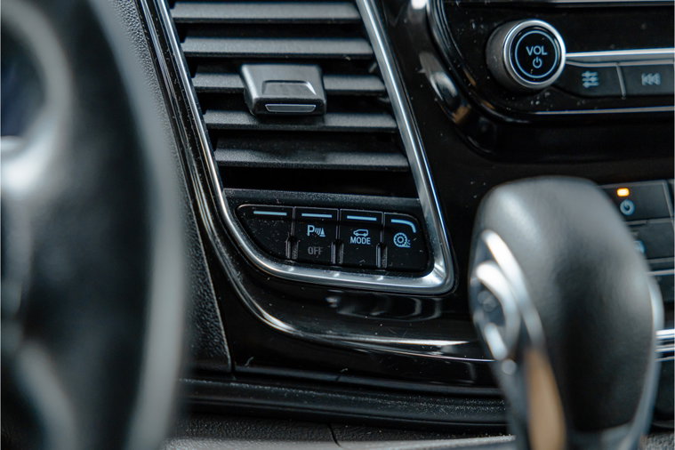 Vehicle Image 19