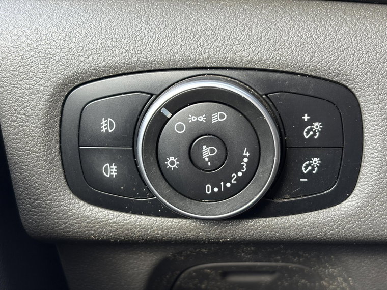 Vehicle Image 27