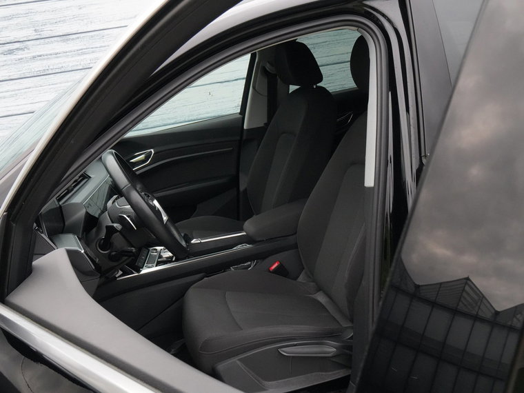 Vehicle Image 39