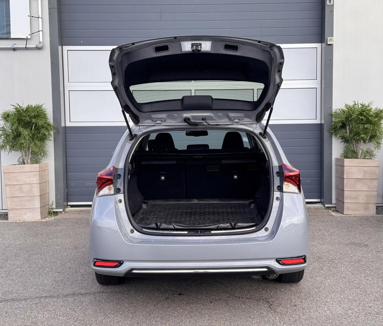 Vehicle Image 18