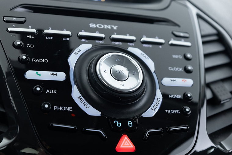 Vehicle Image 13