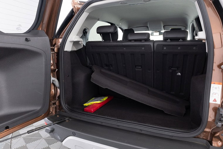 Vehicle Image 8