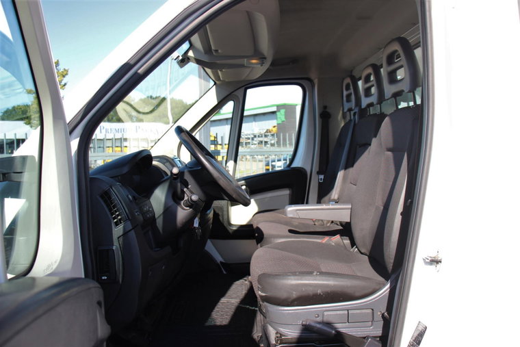 Vehicle Image 19