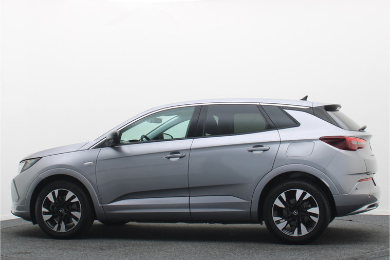 Vehicle Image 18